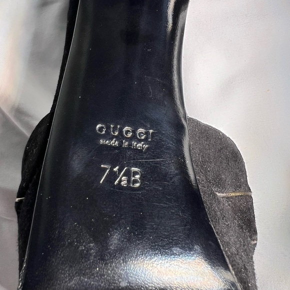 GUCCI Suede Black and Gold Knot Platforms | 7.5 - Picture 6 of 16